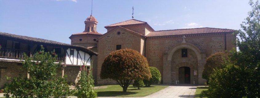 Ceremonia de Boda Religiosa en la Ermita de la Virgen de Chilla de Candeleda Ávila